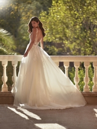 Amelie 25015 back.jpg